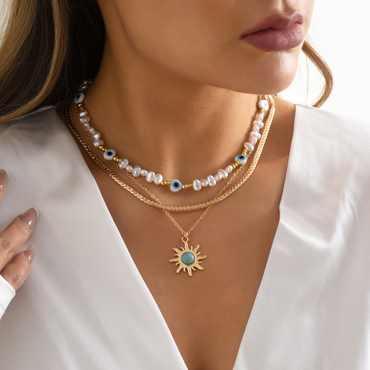 Retro Contrast Color Personality Eye Pearl Turquoise Necklace