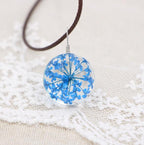 Handmade Boho Transparent Resin Dried Flower Necklace Round Glass Gypsophila Charms Pendant For Women Girls Fashion Jewelry Gift