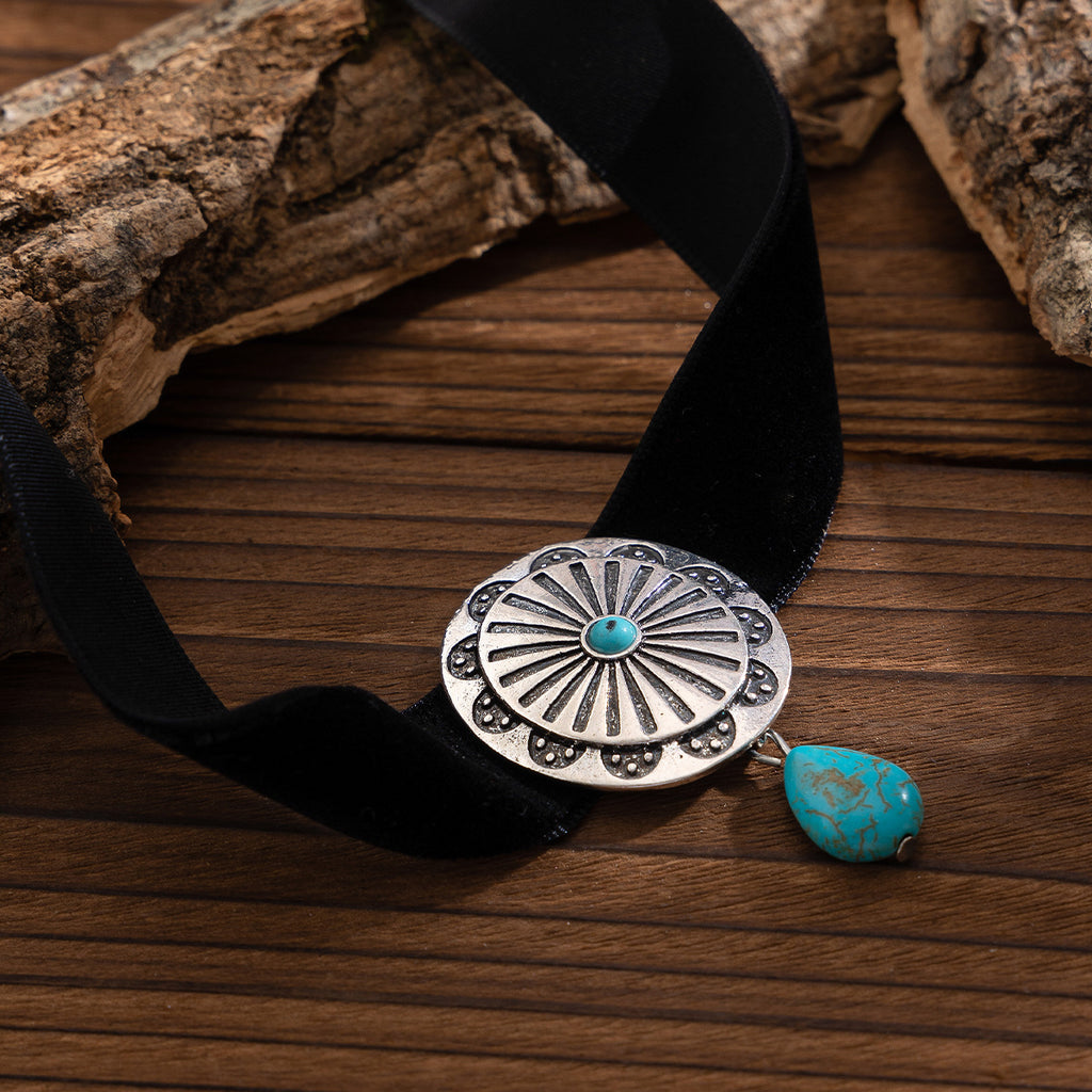 Fashion oval plush fabric patterned collar with water droplet shaped alloy turquoise necklace