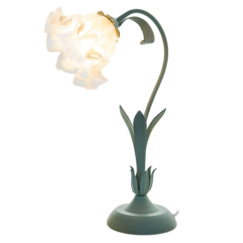 Vintage Bedside Lamp, Ambient Lighting, Bedroom INS Style, American Rustic Countryside Retro Floral Decor Night Light