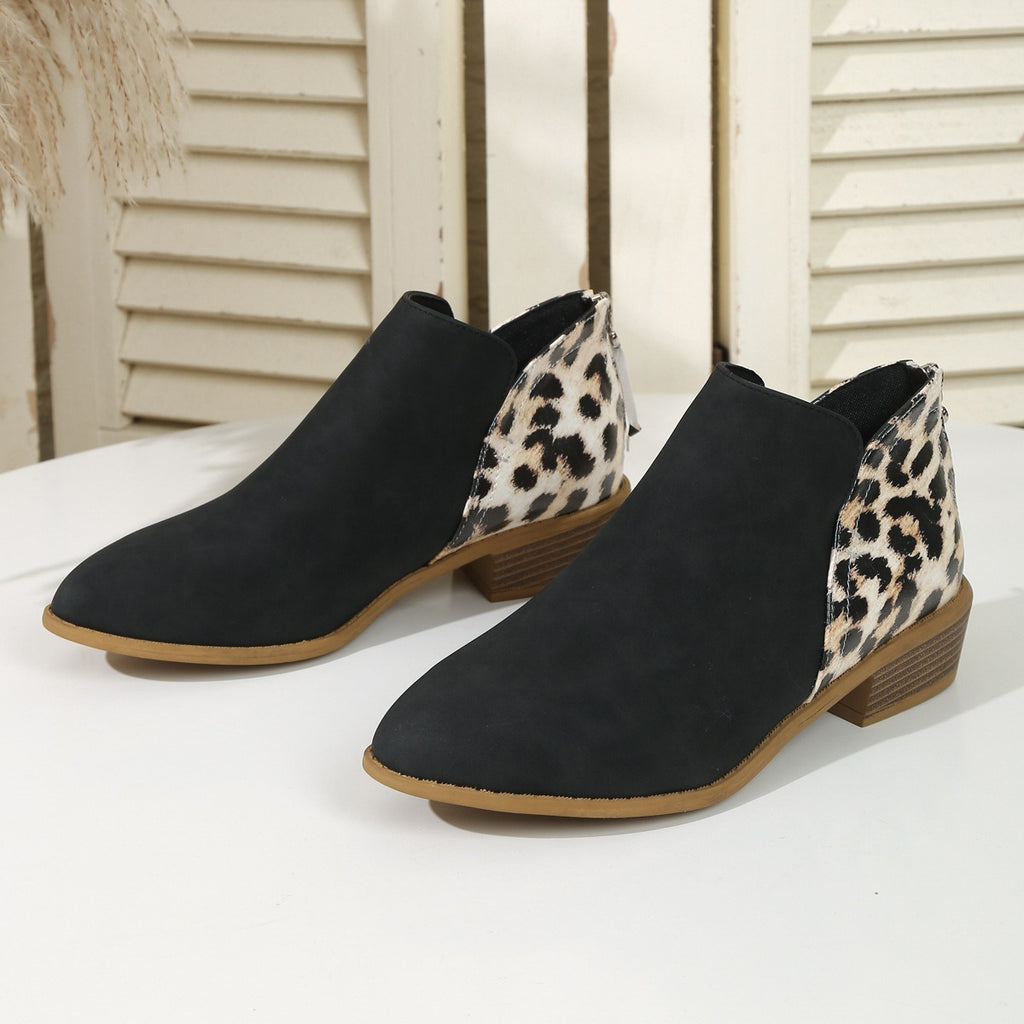 Women's Pointed Thick Heels Back Zipper Boots