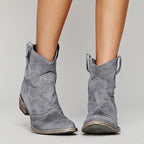 Comfortable low heeled short oversized low cut women's boots